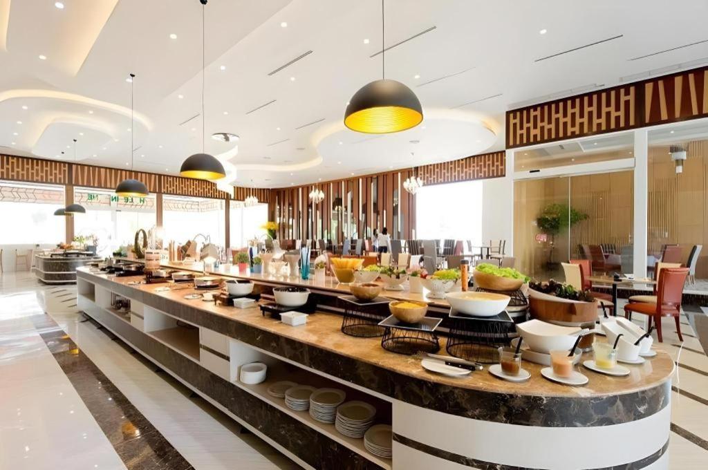 Pinehurst Golf Club And 4* Pathum Thani