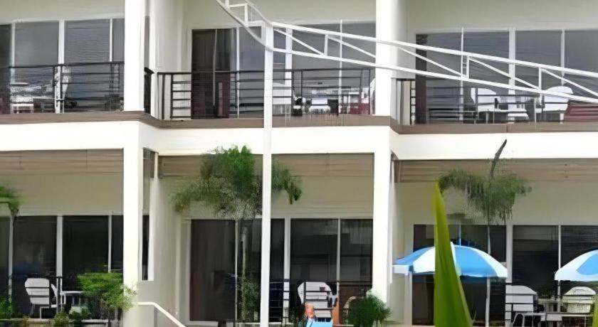 Resort Tulip Boutique Buriram