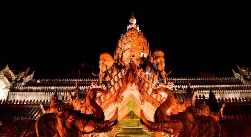 Phuyai Resort *