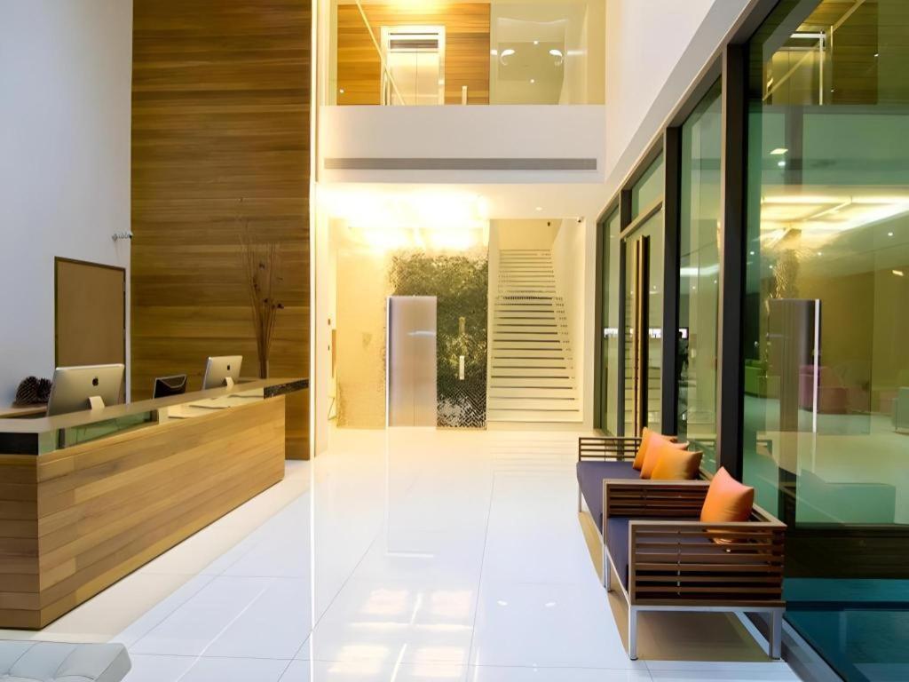 Hotel Seven Zea Chic
