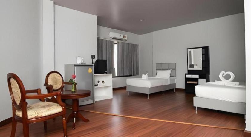 Center 3* Chanthaburi