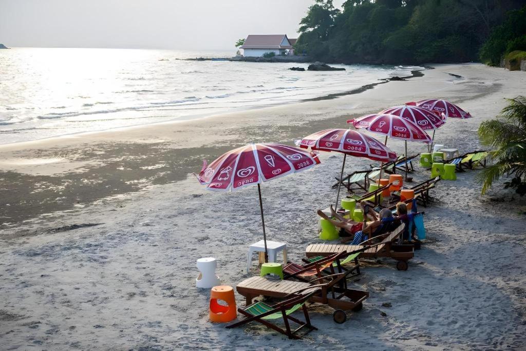 Baan Suan Aou Khai Rayong