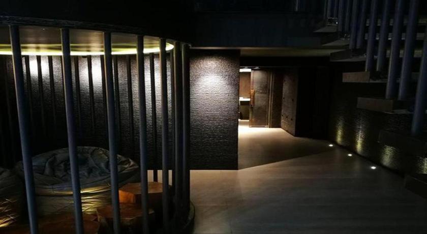 Sook Station Hostel