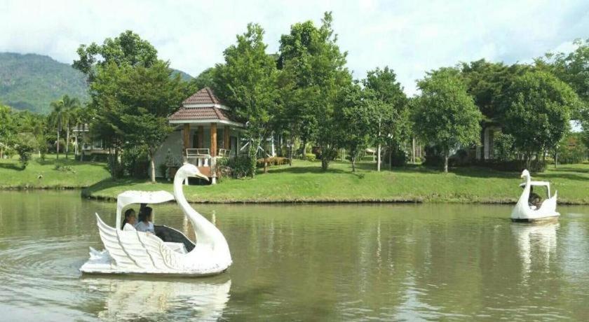 Tanaosri & Creekside Resort 3*
