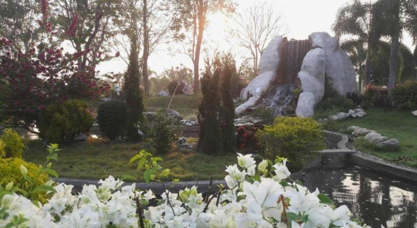 Resort Tanaosri & Creekside 3*