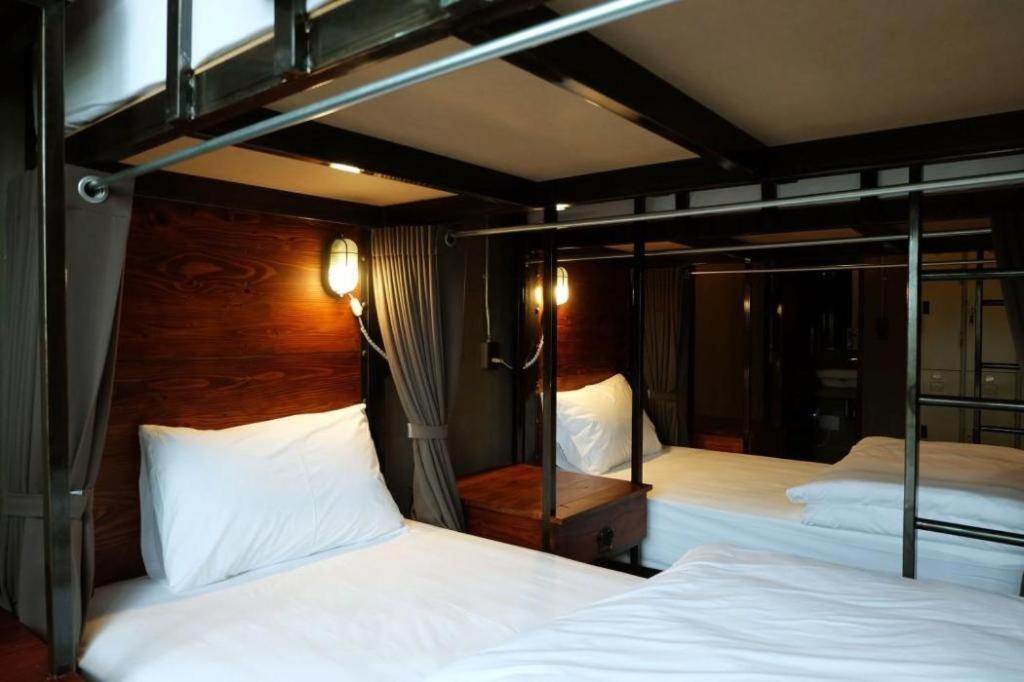 Rider Bedroom & Cafe Hostel Pran Buri