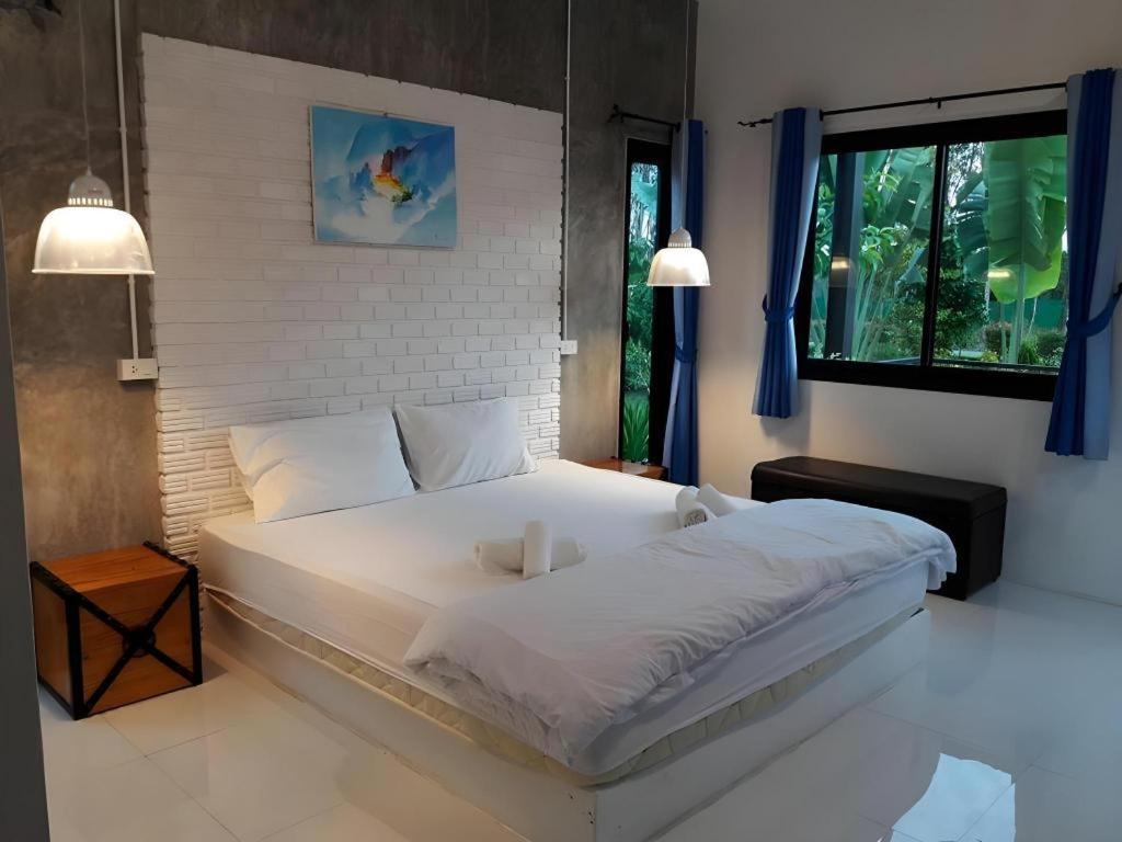 The Lighthouse At Resort 3*