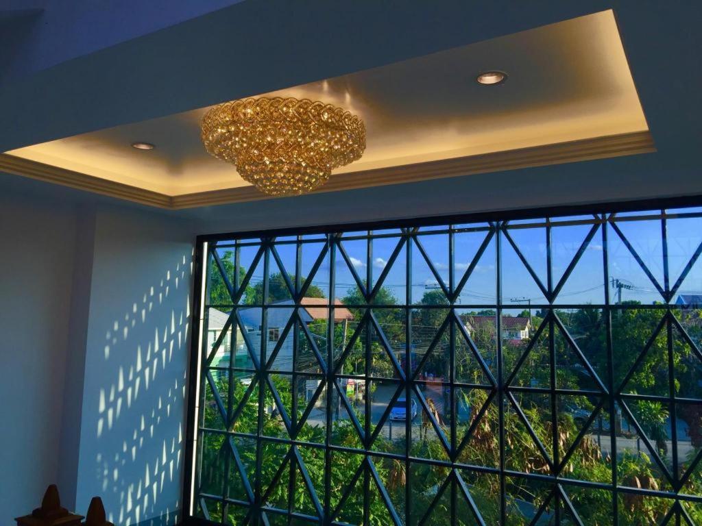 Samranchaykhong Hotel 2*