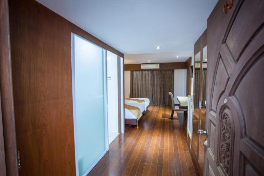 Nh Elegant Hotel Sakon Nakhon