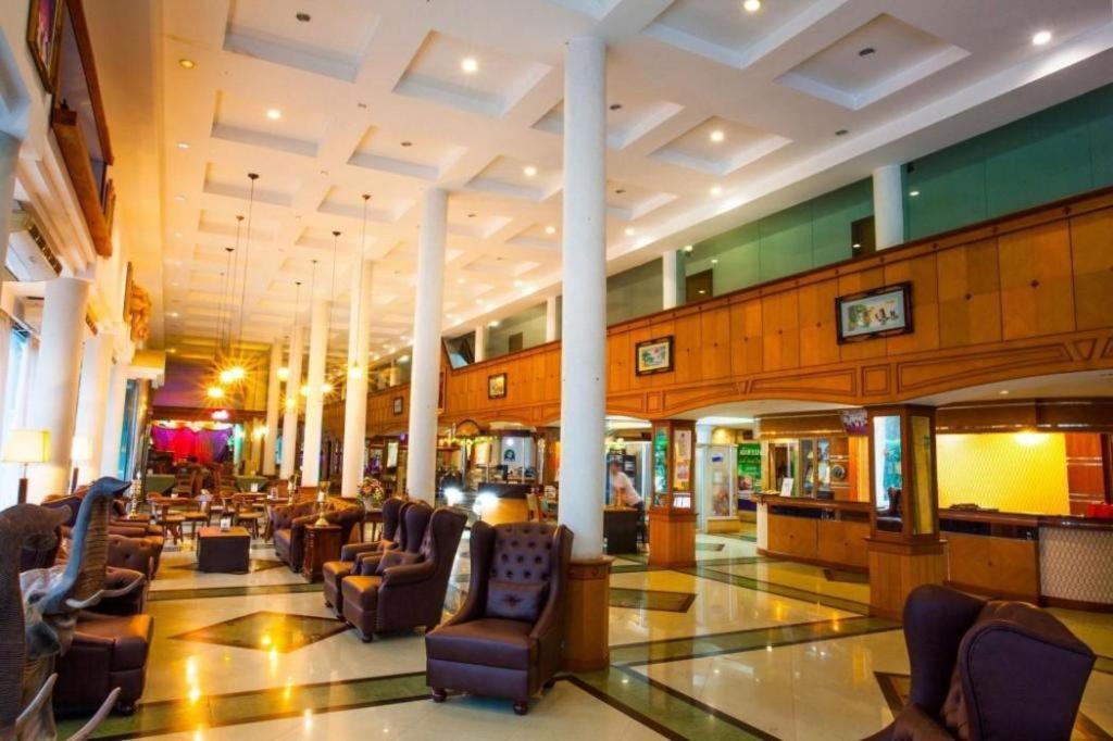Nh Elegant Hotel