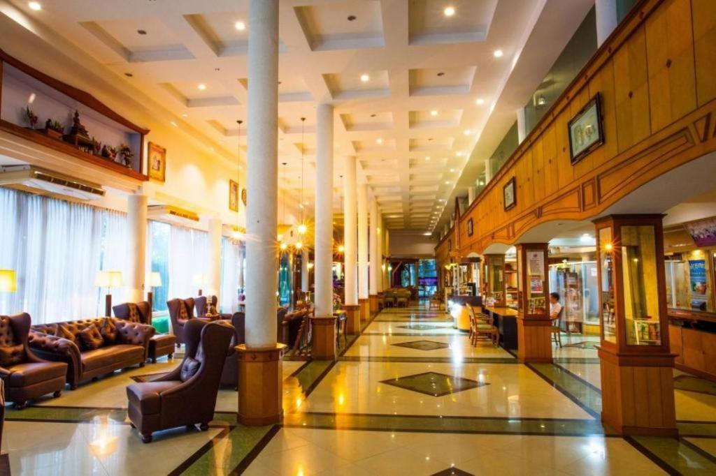 Nh Elegant Hotel Sakon Nakhon