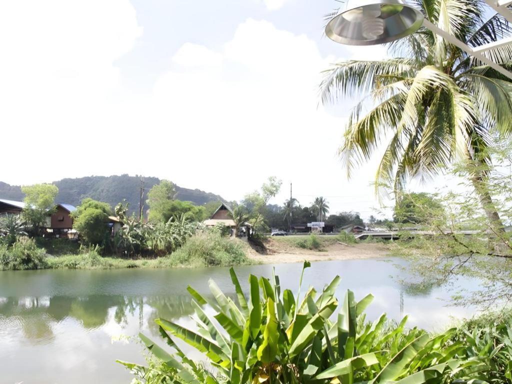 Resort Rommai Rimnaam Ranong