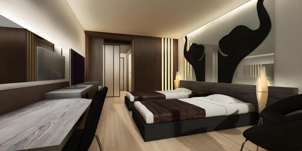 Alvarez 4* Buriram