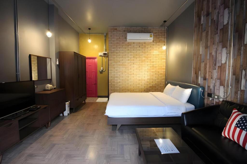 Resort One Beat Vintage&bistro Chonburi