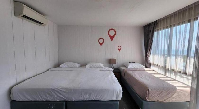Eco Moment Beach 4*