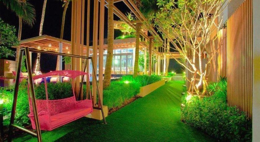 Eco Moment Beach Resort 4*