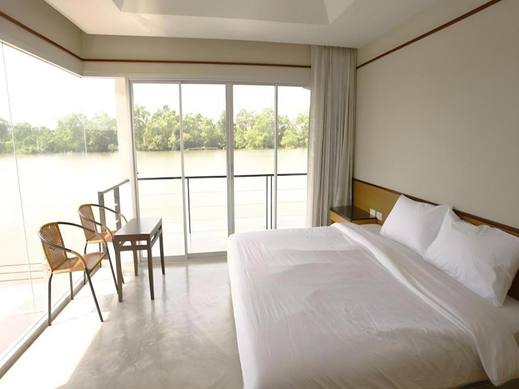 Nopparat Garden 3* Samut Songkhram