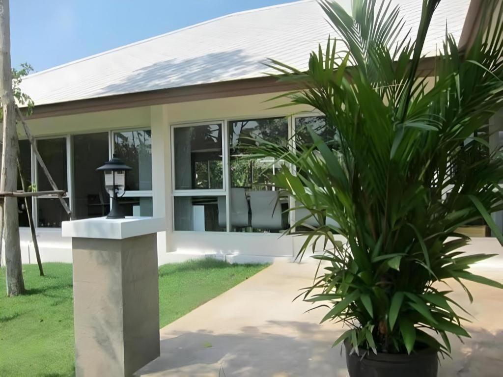 Nopparat Garden 3* Samut Songkhram