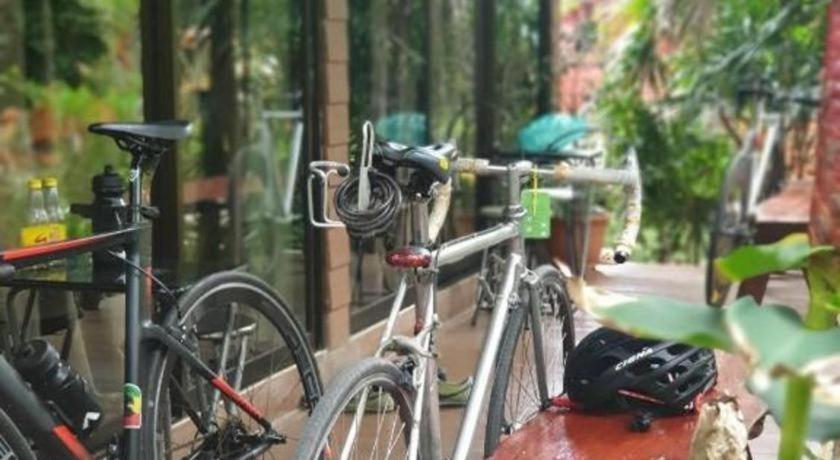 Baan Suan Phidchamika 3* Amphawa