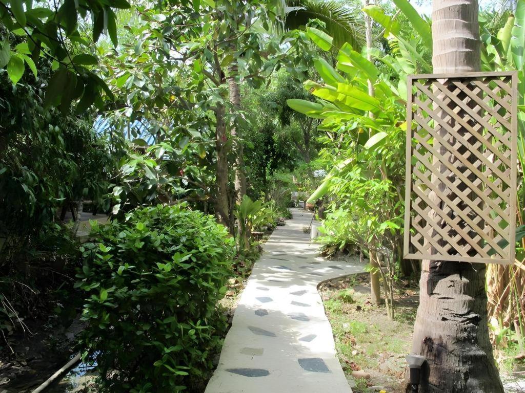 Resort Baan Suan Phidchamika 3*