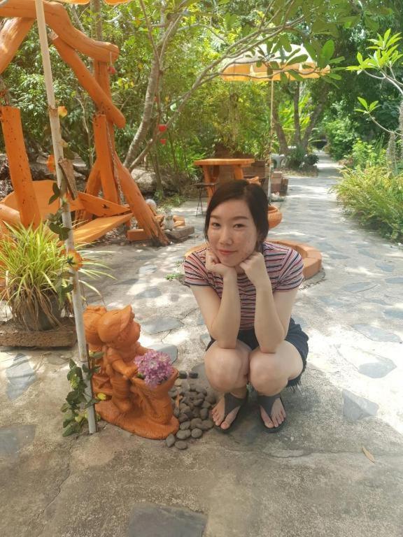 Baan Suan Phidchamika Resort Amphawa
