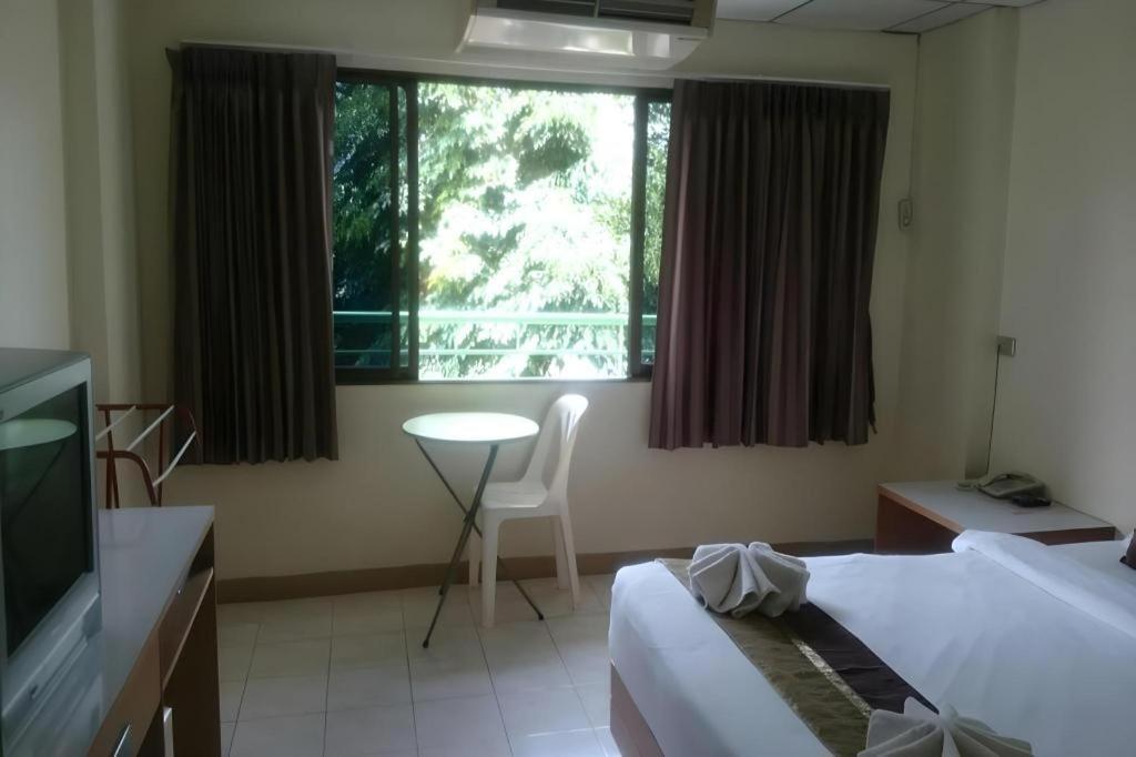 Place Hotel 2*