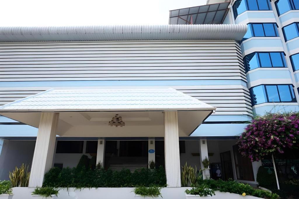The Majestic Hotel Sakon Nakhon