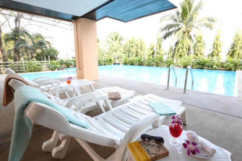J Town Serviced Apartments&hotel