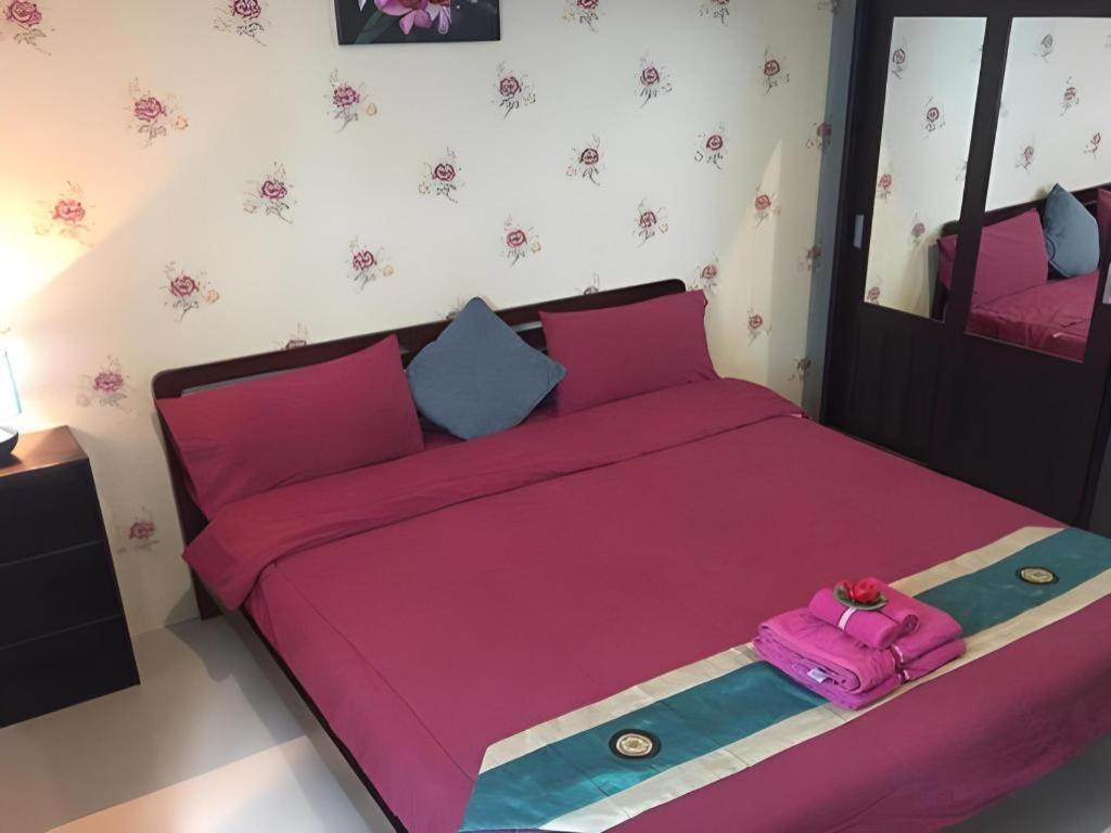 Tontalay Hostel Bang Saen