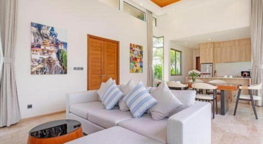 Escape 4* Patong