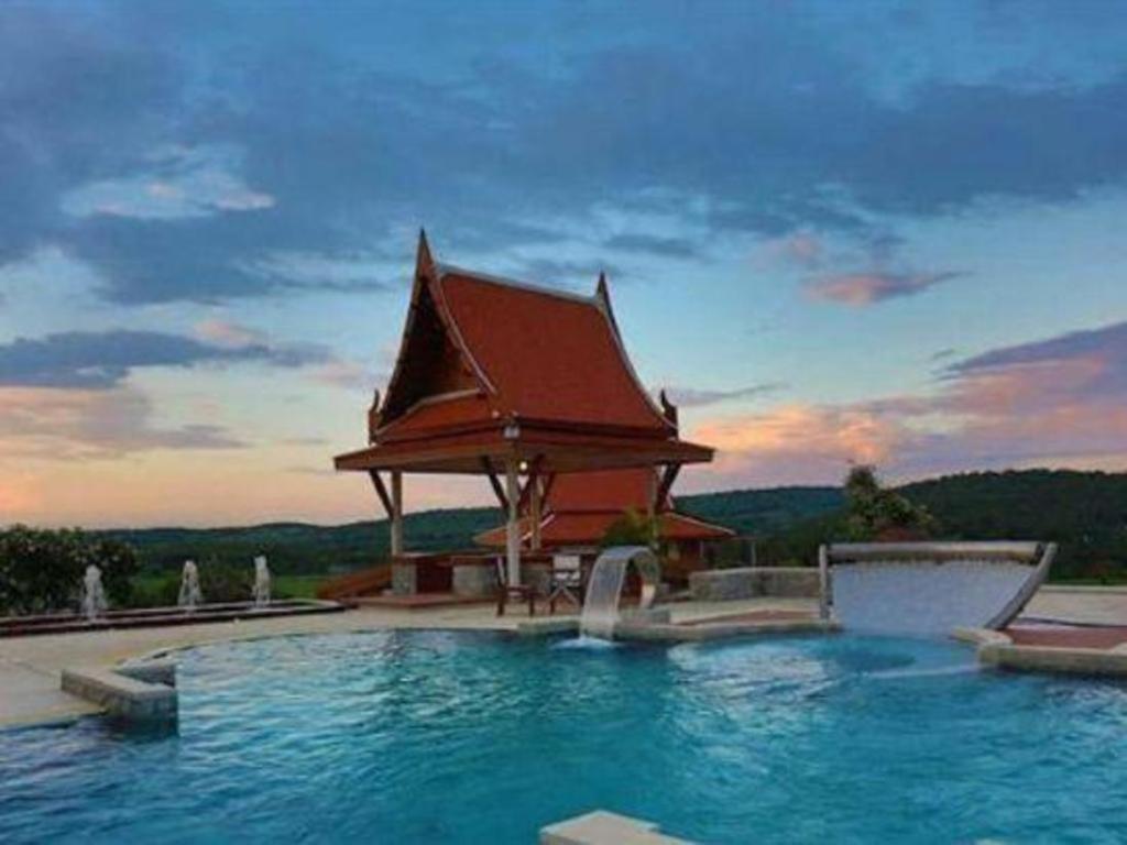 Resort Baan Souchada & Saraburi