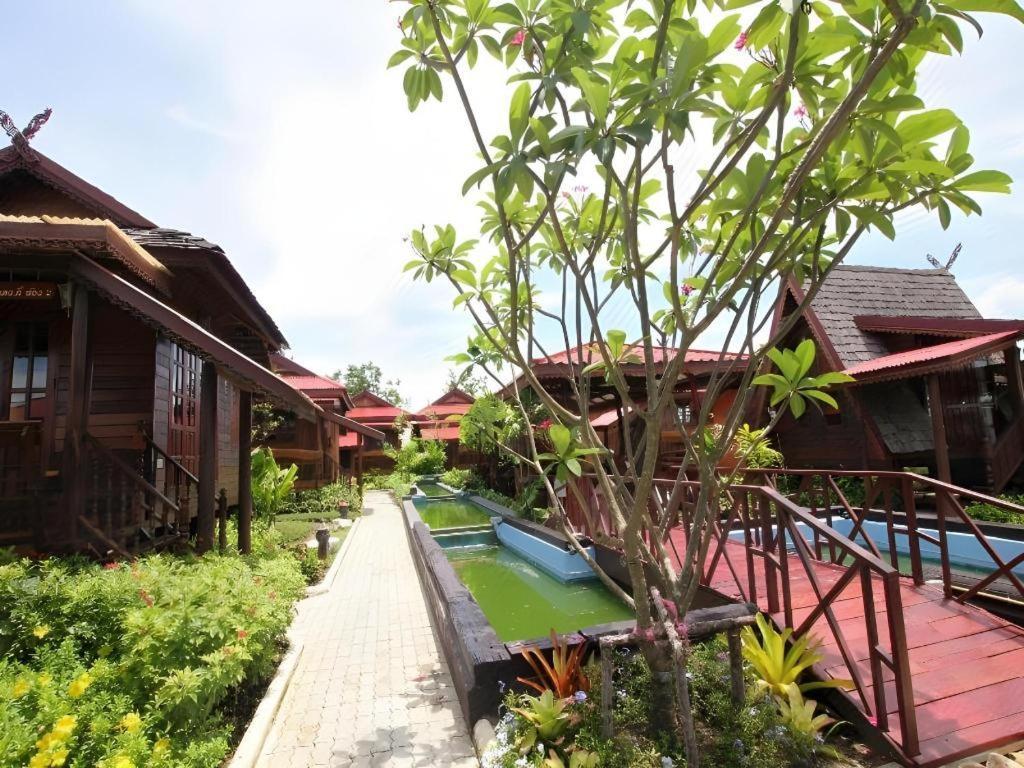 Resort Dang Ky Ploen Tharnnam 2*