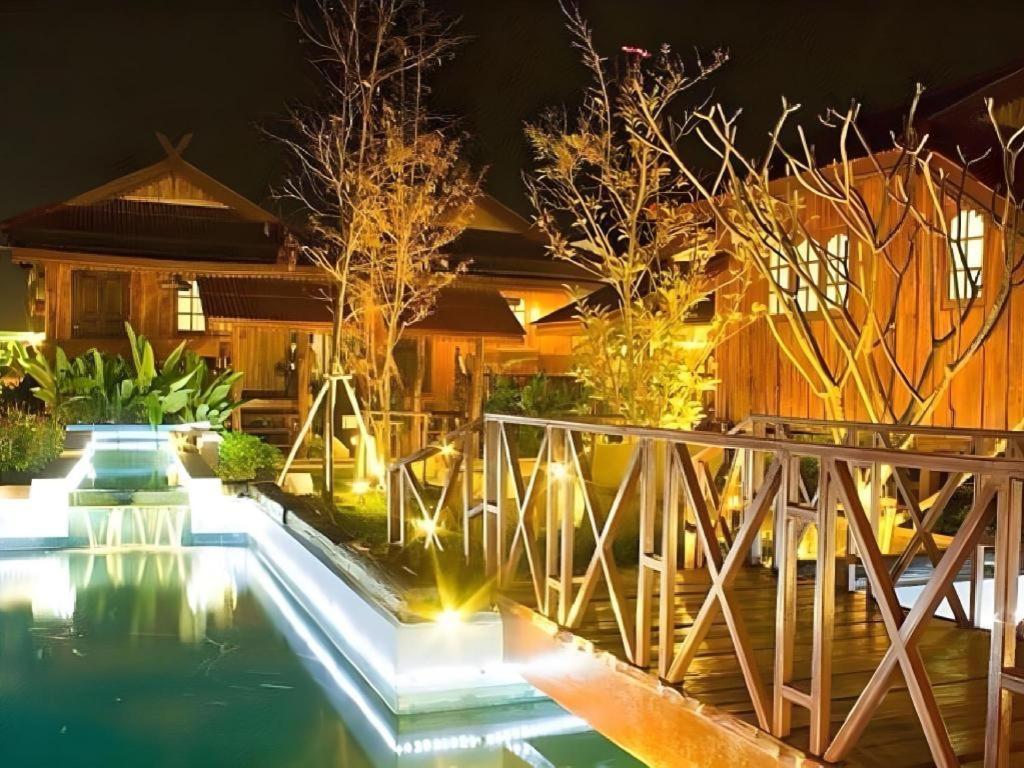 Dang Ky Ploen Tharnnam Resort Ban Nong Khang