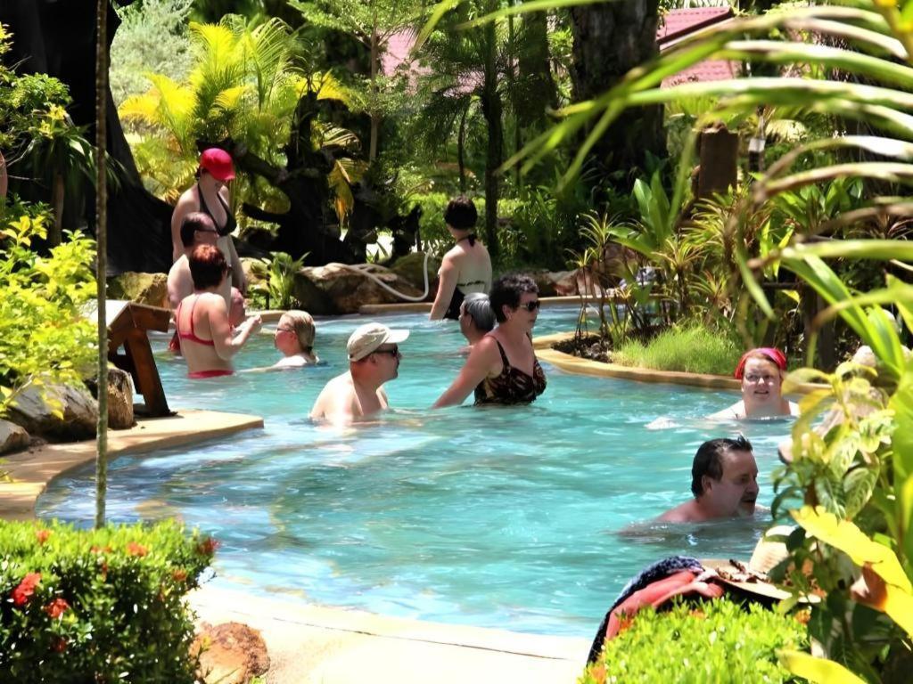 Resort Nattha Waree Hot Spring And Ban Nua Khlong