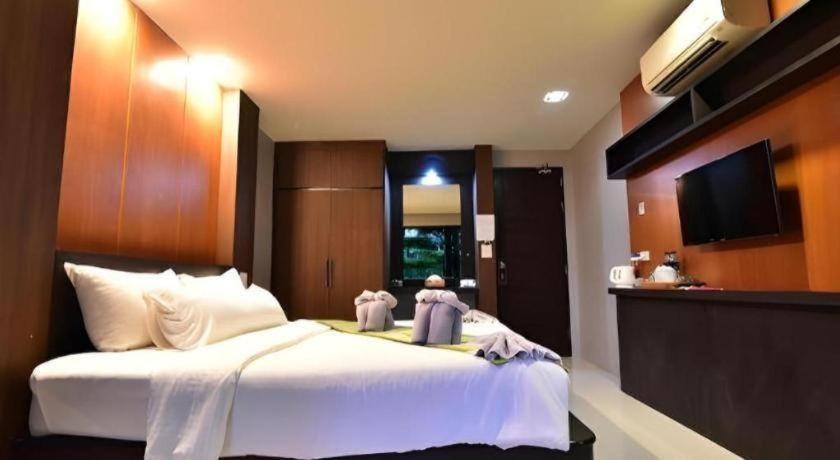 The Breeze Resort