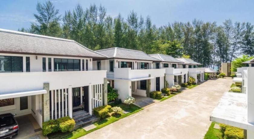 Ocean Breeze 3*