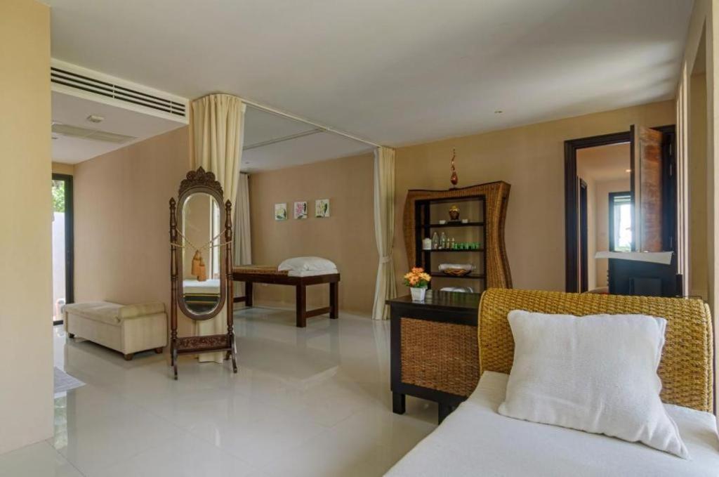 Ocean Breeze Hotel Koh Kho Khao Island