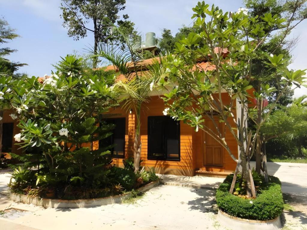 Resort Rai Sai Luang 3*