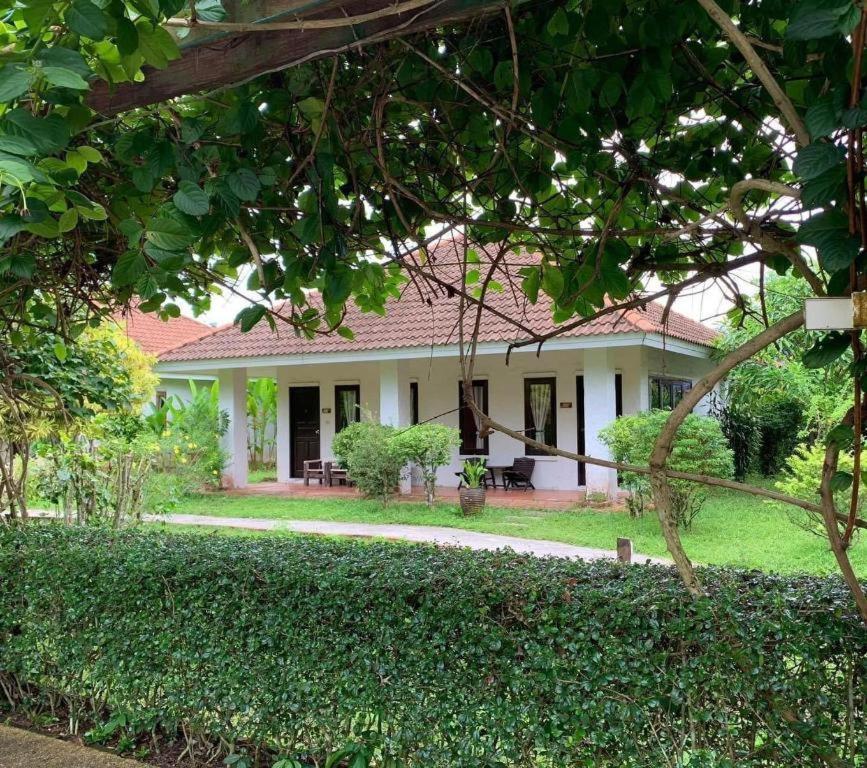 Baan Chueng Kao Resort