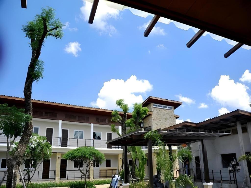 The Park Nang Rong