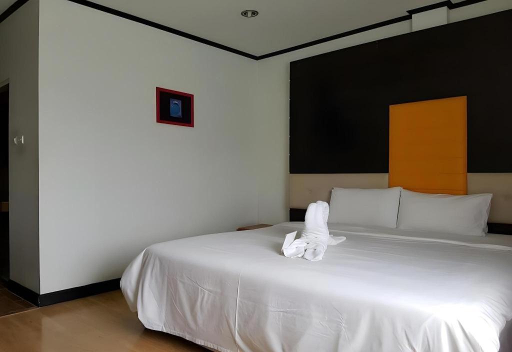 Cactus & Hotel 2*