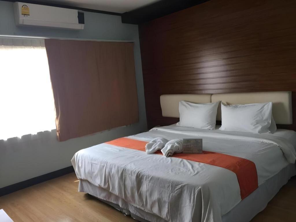 Cactus & Hotel 2*