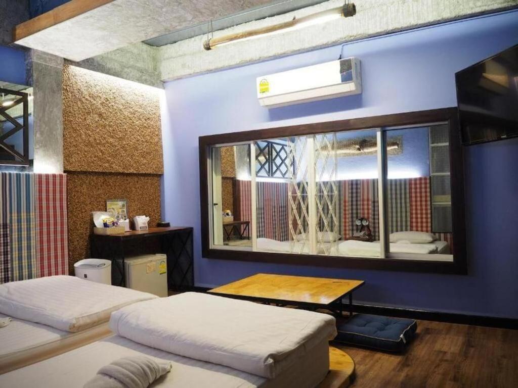 Hotel Cactus & 2*