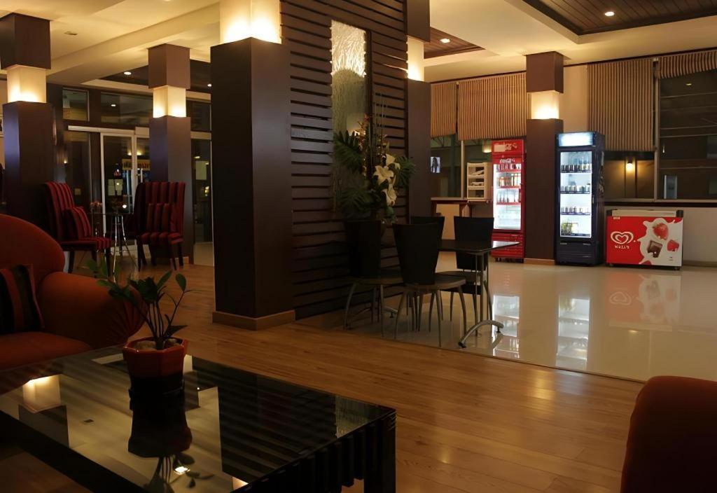 Hotel Cactus & 2*
