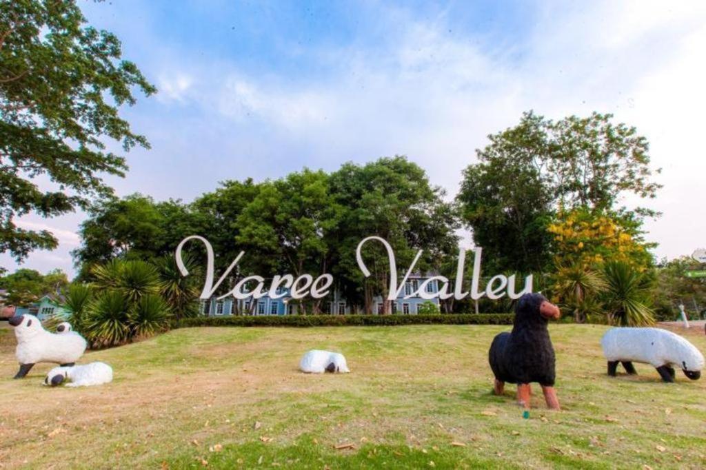 Resort Varee Valley & Restaurant *