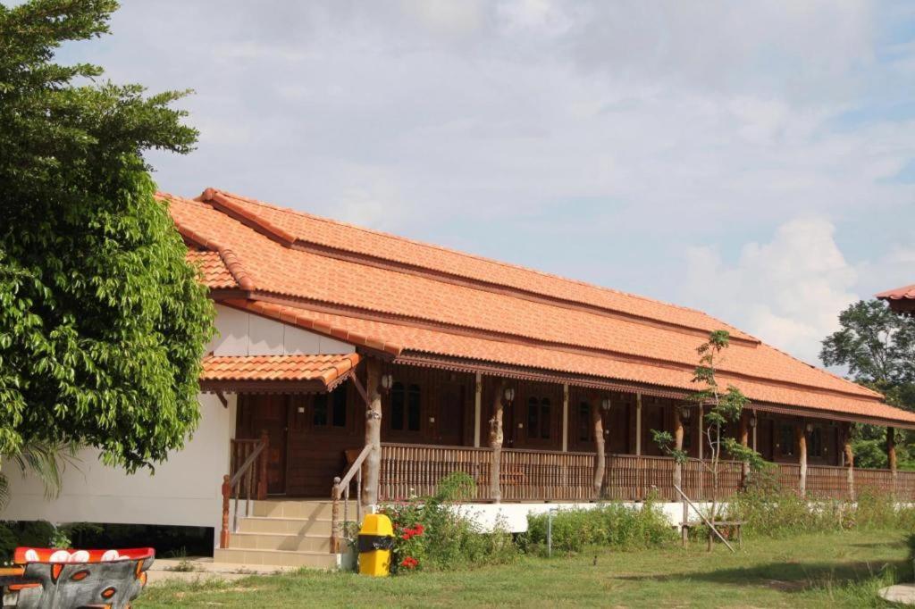 Resort Plaifah Ubon 3*