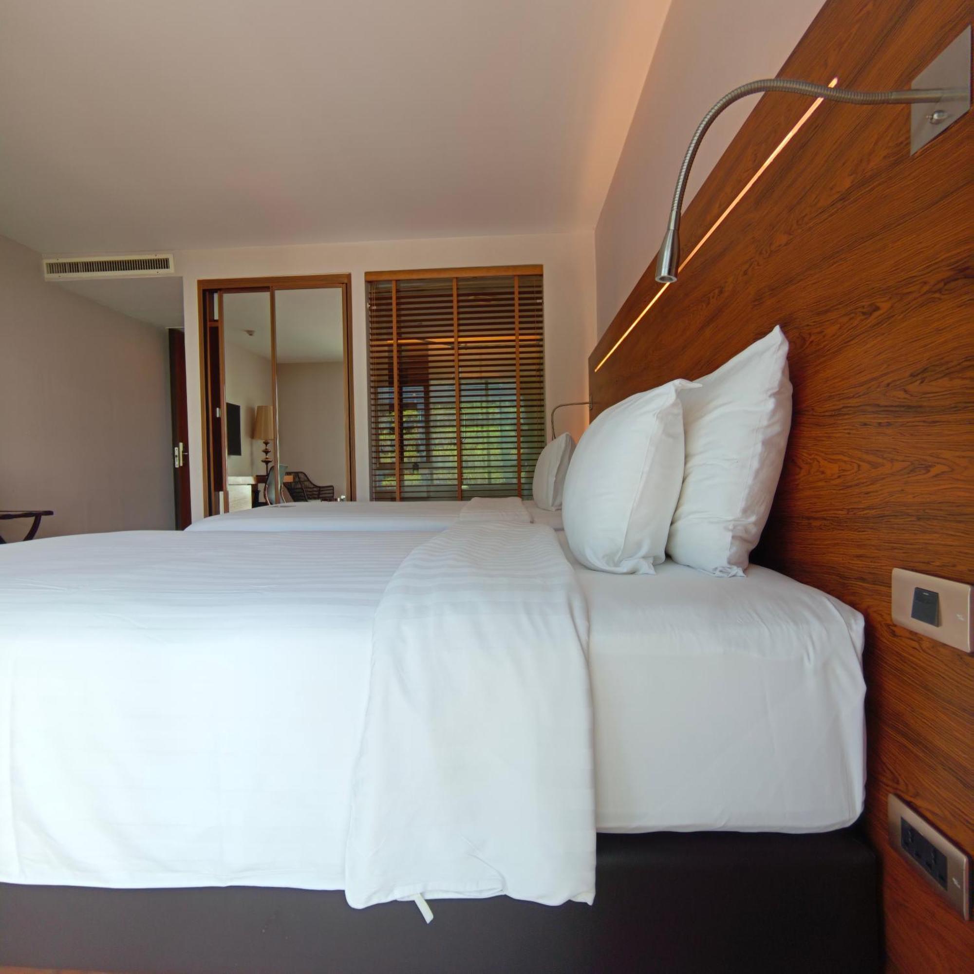 Sacha's Uno Sha 3* Bangkok