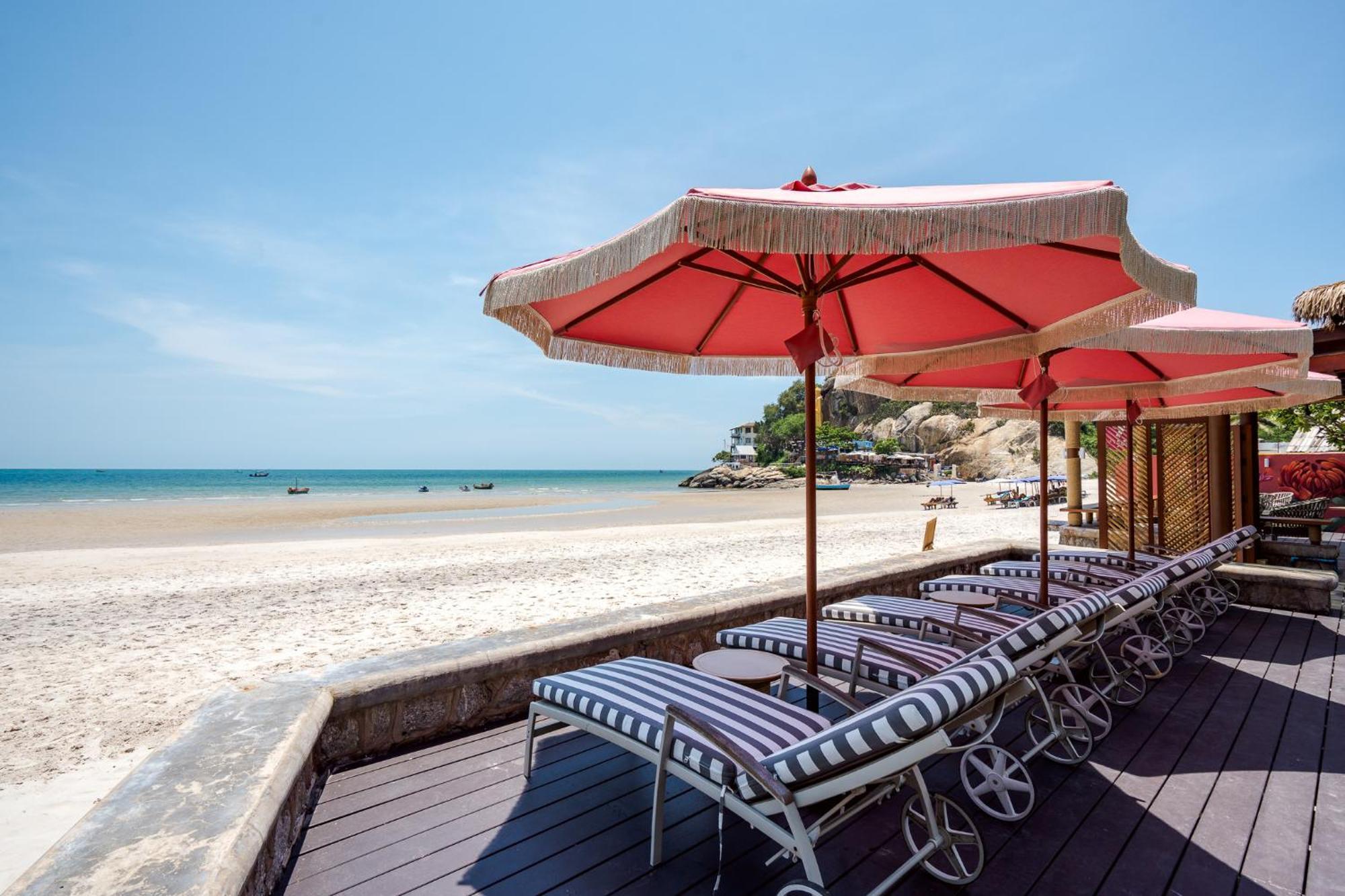Davinia Hua Hin