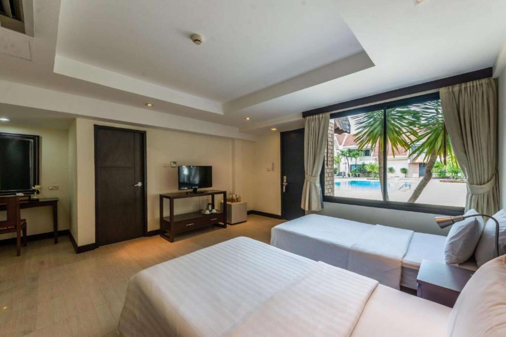 Resort Tropicana Pattaya