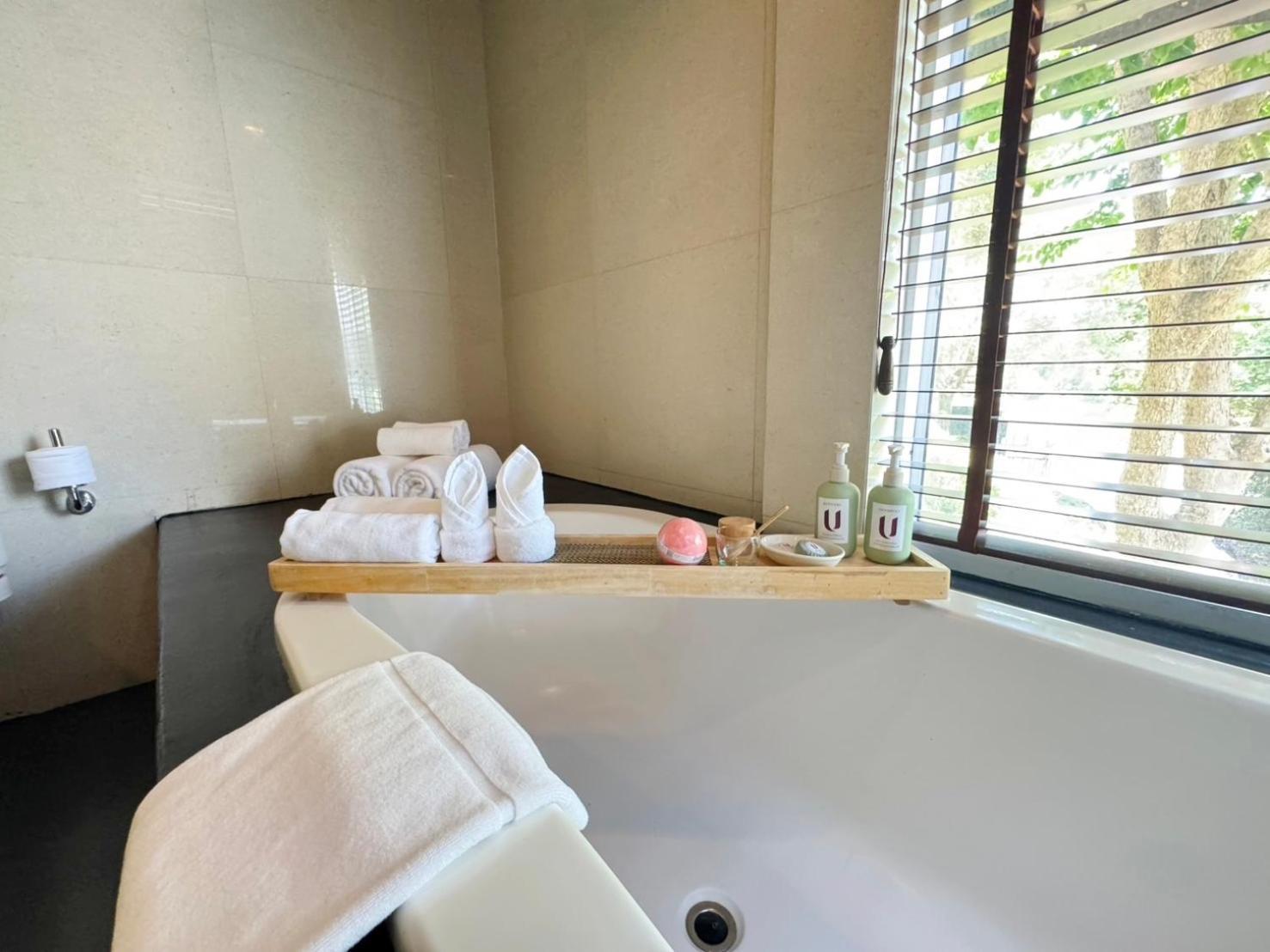 U Inchantree Hotel 4*